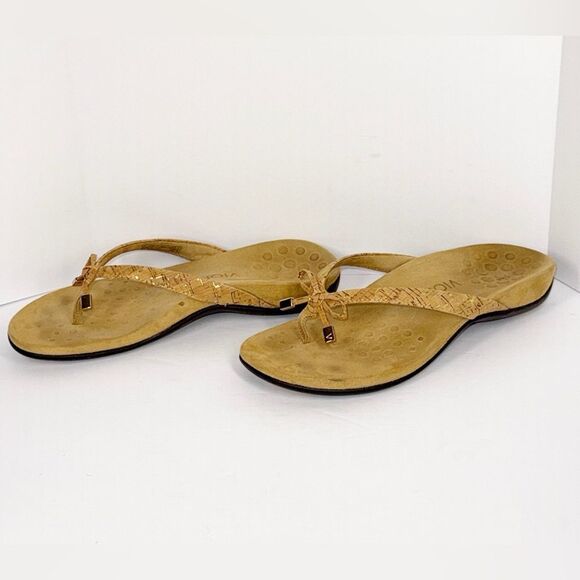Vionic Bella Sandal Beige Neutral Flip Flop Bow Gold Cork Toe Post Comfort Sz 6 - Picture 1 of 16